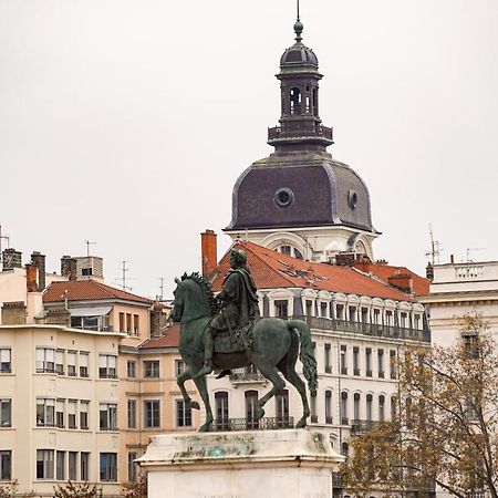 Dify Petit Prince - Place Bellecour Lyon Exterior foto